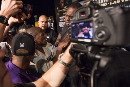 Floyd Mayweather Sr arguing with Ruben