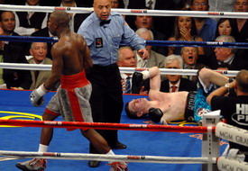 mayweather flattens hatton