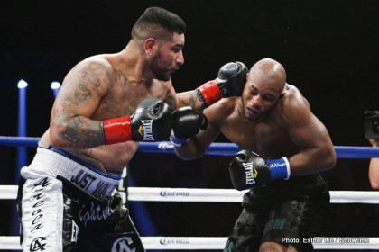 Chris Arreola stuns Seth Mitchell with first round knockout and Esquivias stops Marquez in nine
