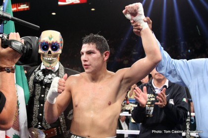 Danny Garcia Outpoints Lucas Matthysse