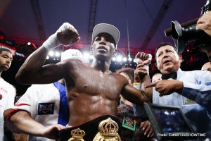 Photo: Erislandy Lara wins Erislandy Lara wins