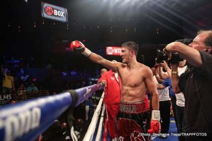 Rogelio Medina Scores Shocking Third-Round Knockout Over J'Leon Love On ShoBox:The New Generation