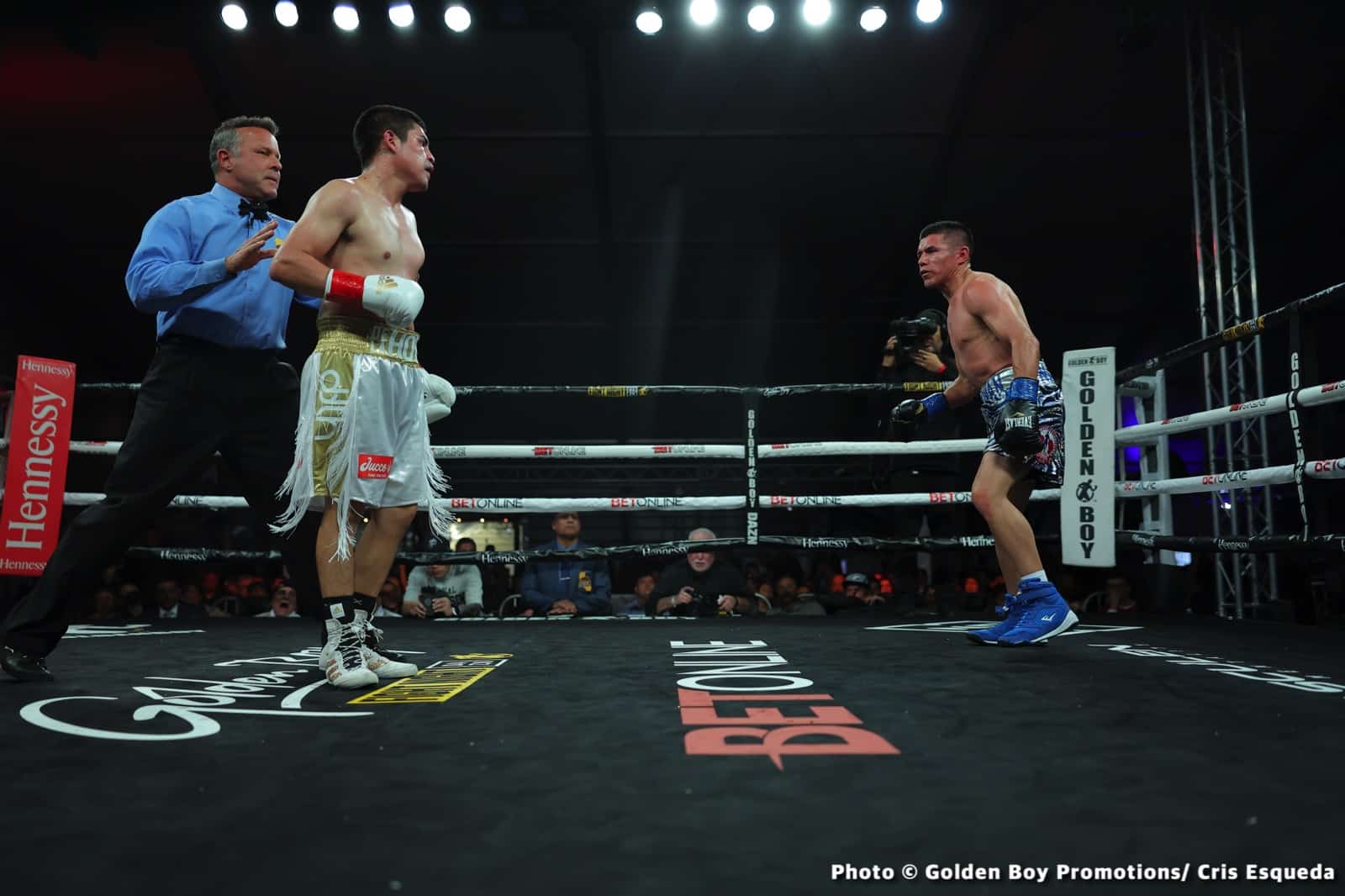 Boxing photo: Brad Solomon, Raul Curiel image Raul Curiel Scores Knockout Victory Over Brad Solomon - Boxing Results