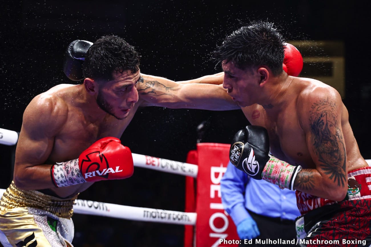 Boxing photo: Angel Fierro image Angel Fierro defeats Zamarripa in close fight - Boxing Results