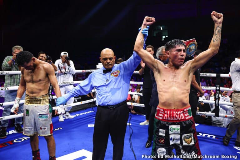 Angel Fierro defeats Zamarripa in close fight - Boxing Results