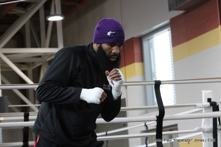 Lamont Peterson “Anxious for April 11” — Open Media Workout Photos, More!