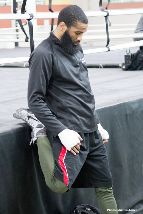 Lamont Peterson “Anxious for April 11” — Open Media Workout Photos, More!