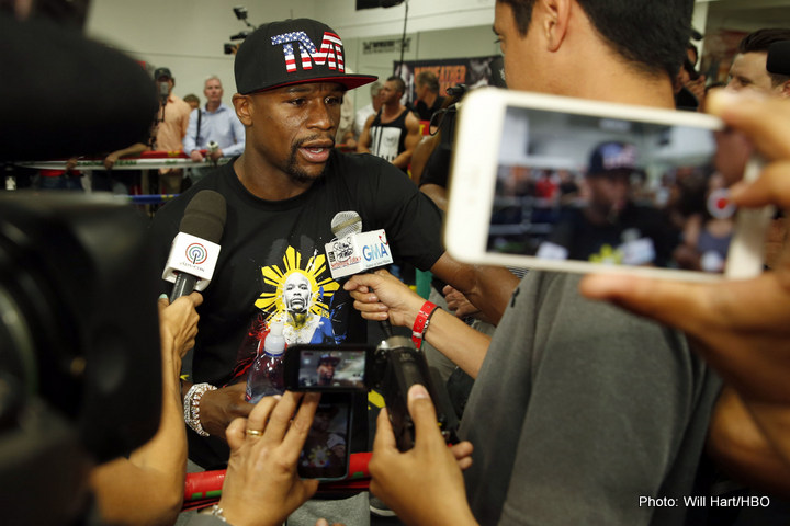 Floyd Mayweather vs Andre Berto is Official / Amir Khan Snubbed