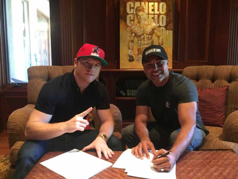 Photo: Canelo Signs Multi-Year Golden Boy Contract Extension