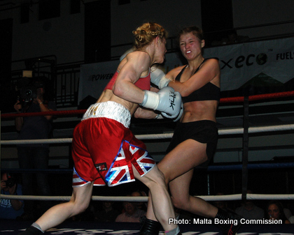 Weaver KOs Skripkins, Marston Stops Lecko & Deakin Wins! In All Action London Season Opener