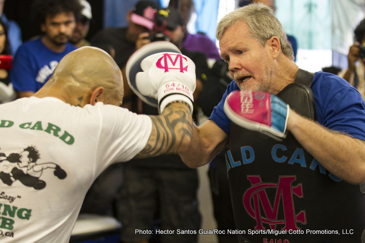'Canelo Not That Great a Fighter' says Roach 'Body Shots Will Kill Him Within 7 or 8 Rounds'