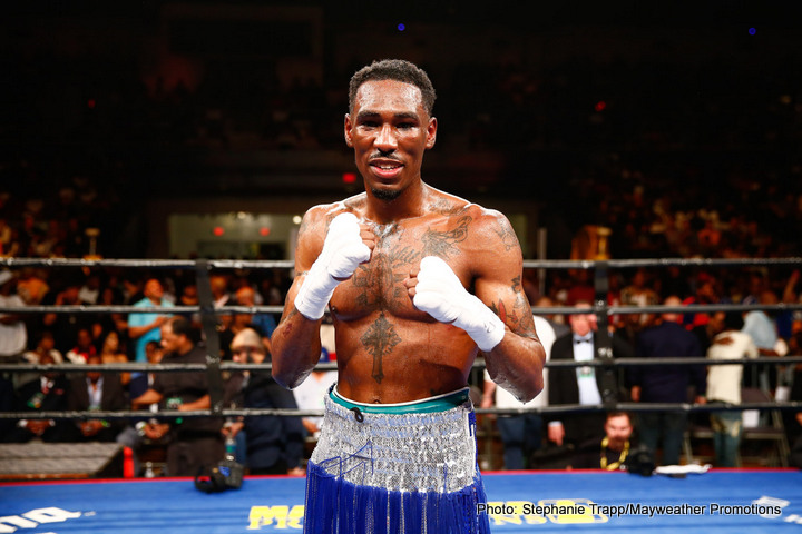 Robert Easter Jr. stops Algenis Mendez