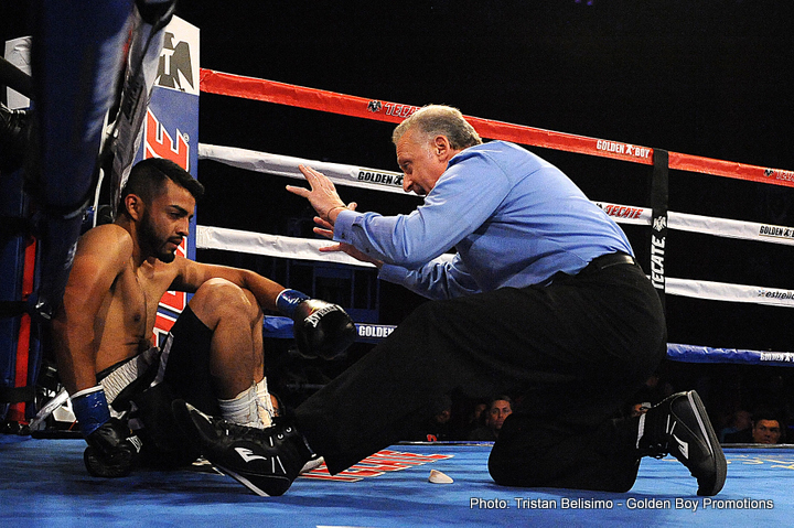 Manuel Avila defeats Alvarado