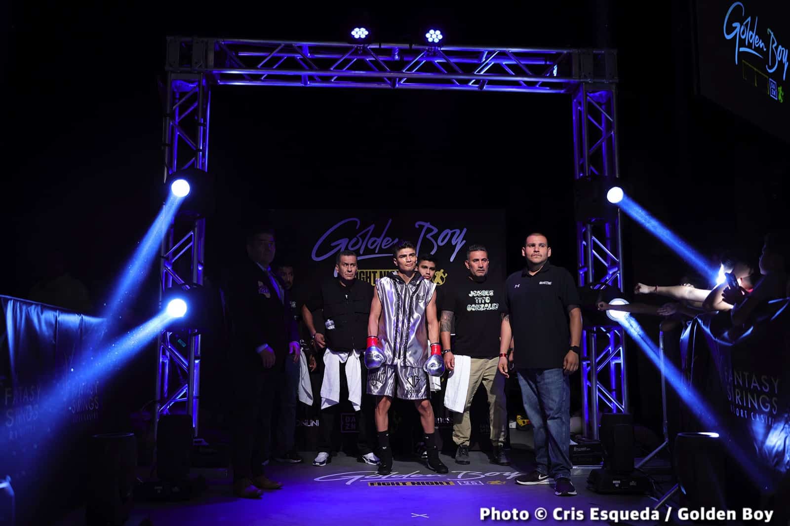 Jousce González And Manuel Flores Deliver Knockout Victories - Boxing Results