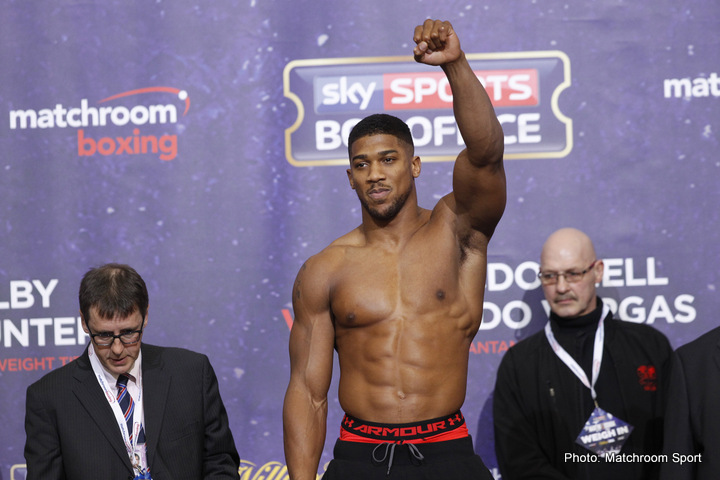 Showtime Signs Anthony Joshua