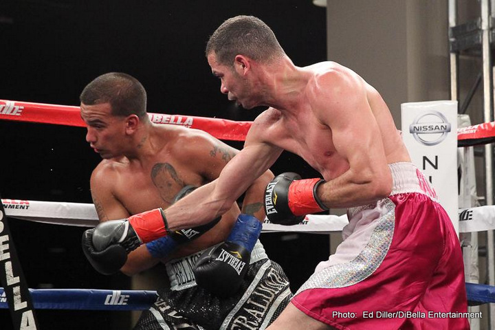 Richar Abril wins on Broadway Boxing