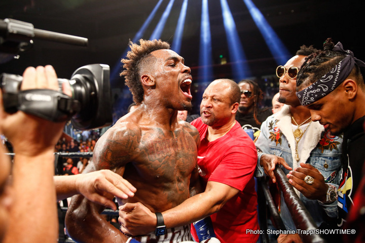 Jermall Charlo battles Jorge Sebastian Heiland on 7/29