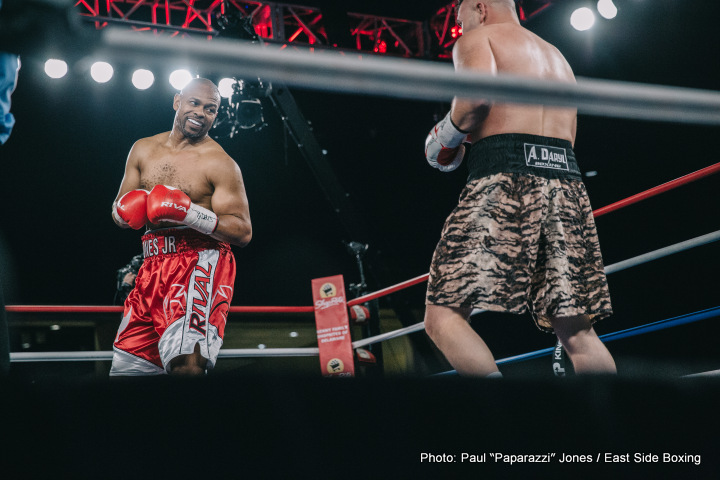 Results: Roy Jones Jr. TKOs Bobby Gunn