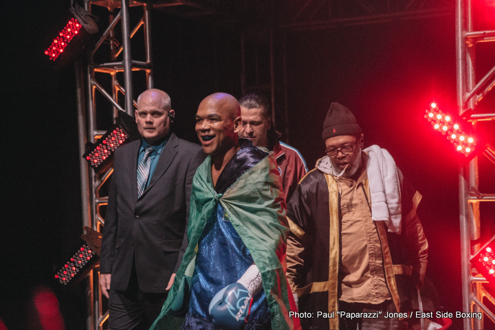 The Debate Continues… Should Roy Jones, Jr. Fight On Despite Latest TKO Victory Over Bobby Gunn?