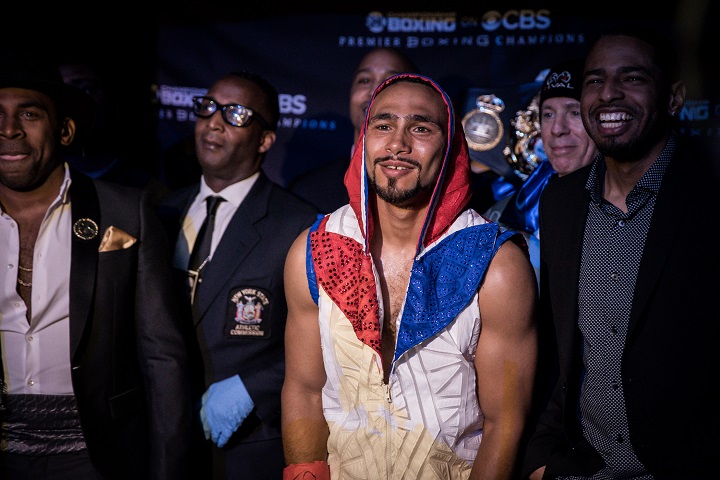 Keith Thurman faces Jessie Vargas on 4/14