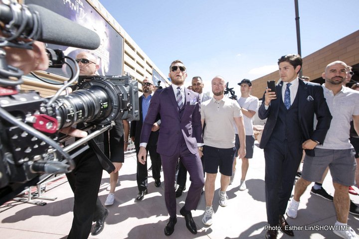 Mayweather, McGregor grand arrival videos & photos