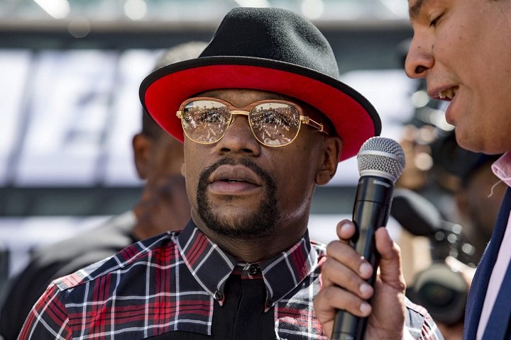 Mayweather, McGregor grand arrival videos & photos