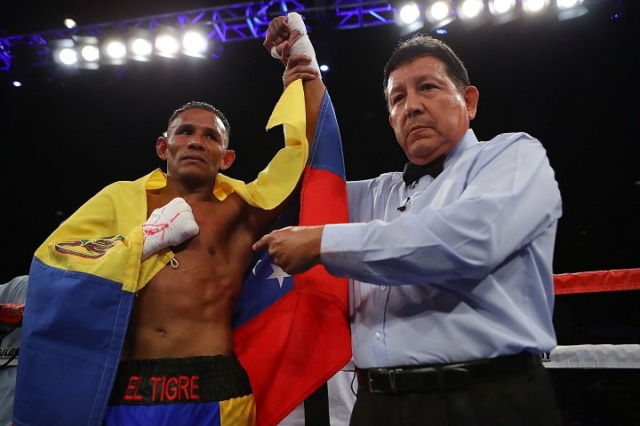 Results: Barroso defeats Maldonado Jr.