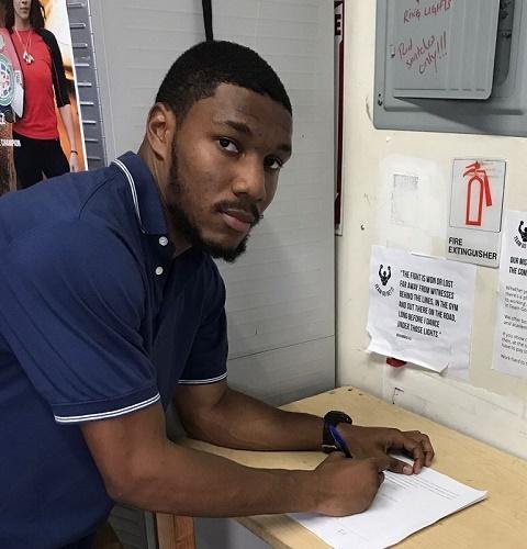 Ismael Villarreal inks with Main Events Ismael Villarreal Press Room