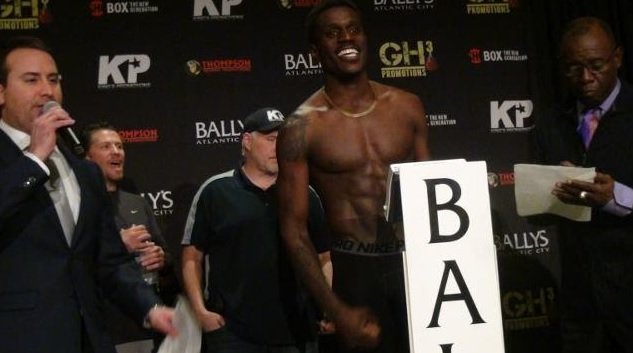 Ronald Ellis battles Taneal Goyco this Saturday night Ronald Ellis Taneal Goyco Press Room