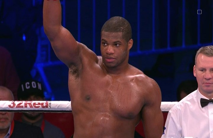 Daniel Dubois improves to 6-0 (6) with brutal stoppage of Dorian Darch