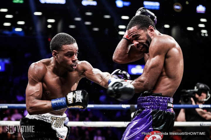 Spence defeats Peterson
