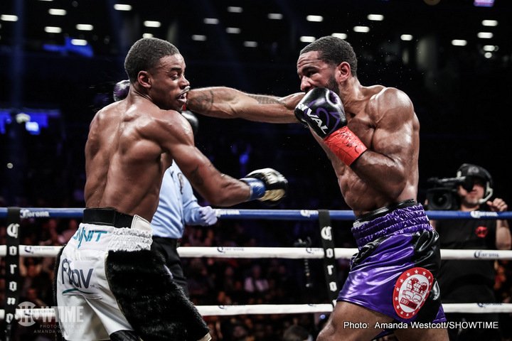 Spence defeats Peterson