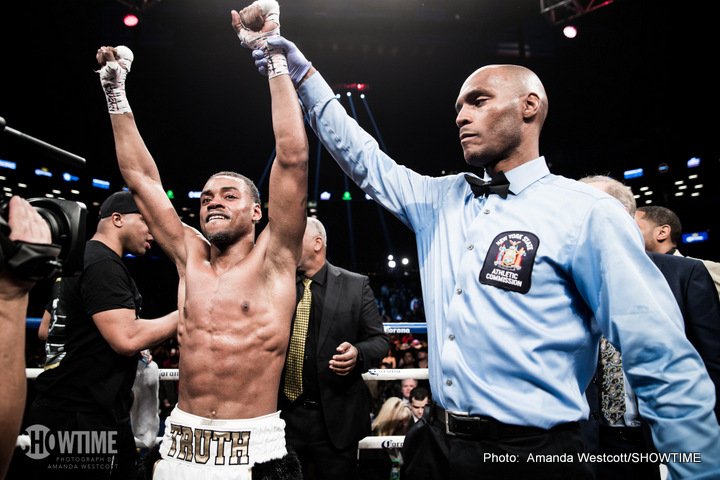 Spence defeats Peterson