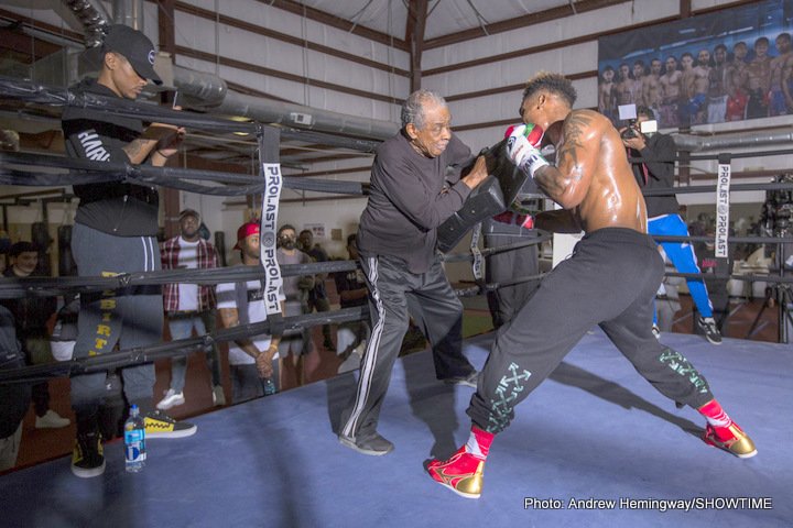 Jermall Charlo: It's going to be a war against Hugo Centeno Jr.