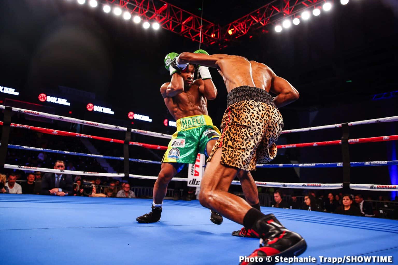 Ardreal Holmes Jr Boxes Past Game Ismael Villarreal - Boxing Results