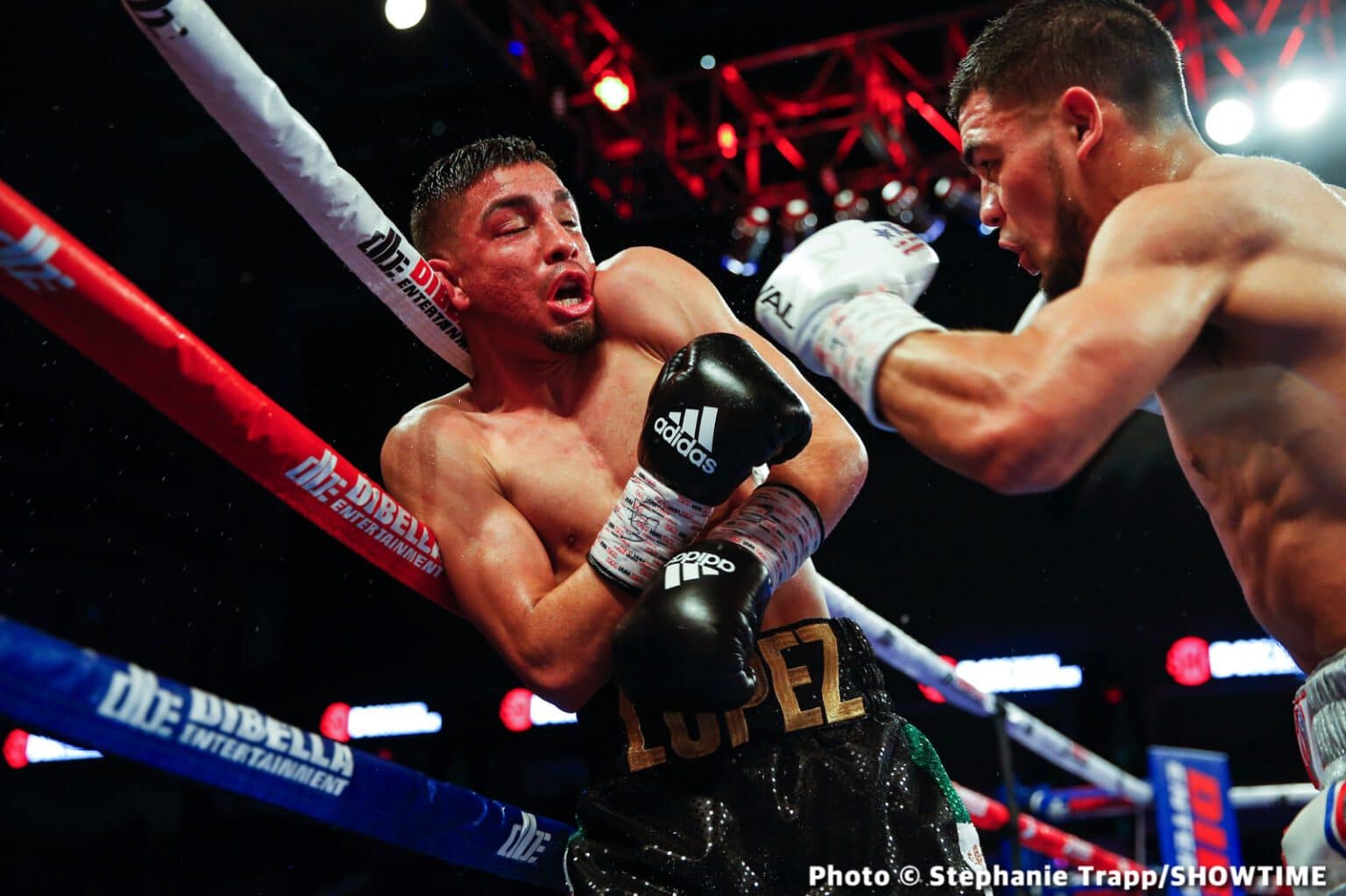 Ardreal Holmes Jr Boxes Past Game Ismael Villarreal - Boxing Results