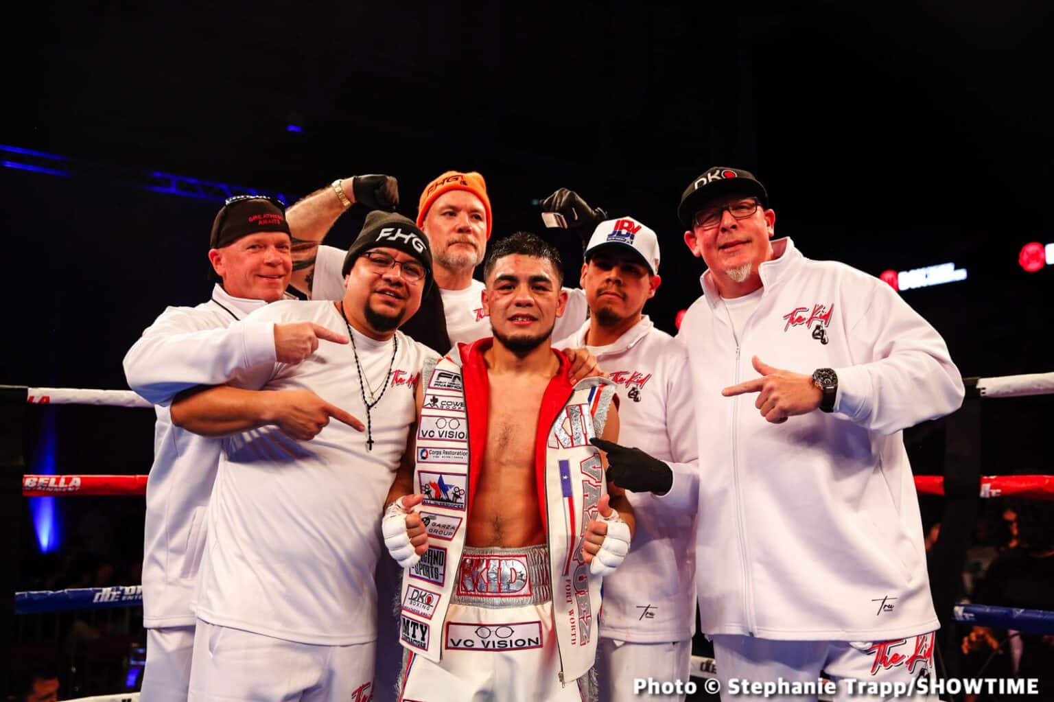 Ardreal Holmes Jr Boxes Past Game Ismael Villarreal - Boxing Results