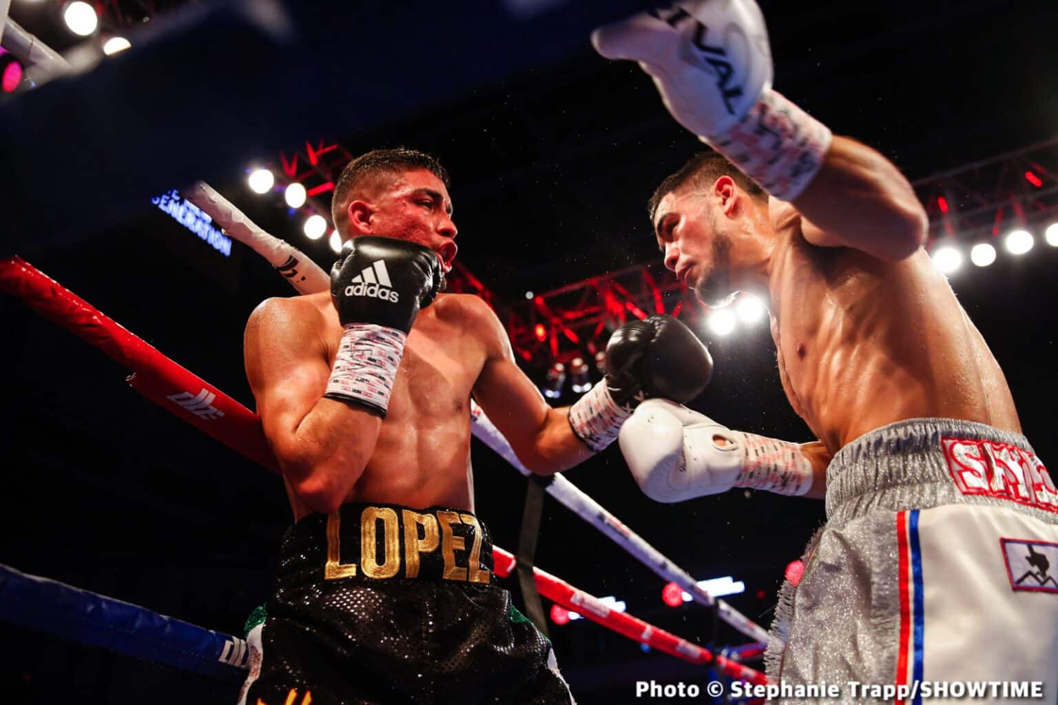 Ardreal Holmes Jr Boxes Past Game Ismael Villarreal - Boxing Results