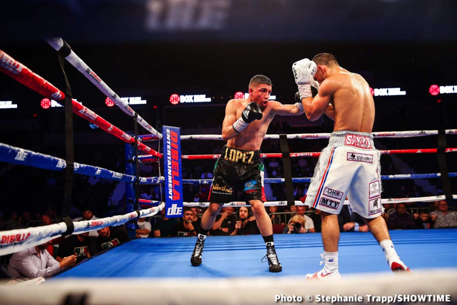 Ardreal Holmes Jr Boxes Past Game Ismael Villarreal - Boxing Results