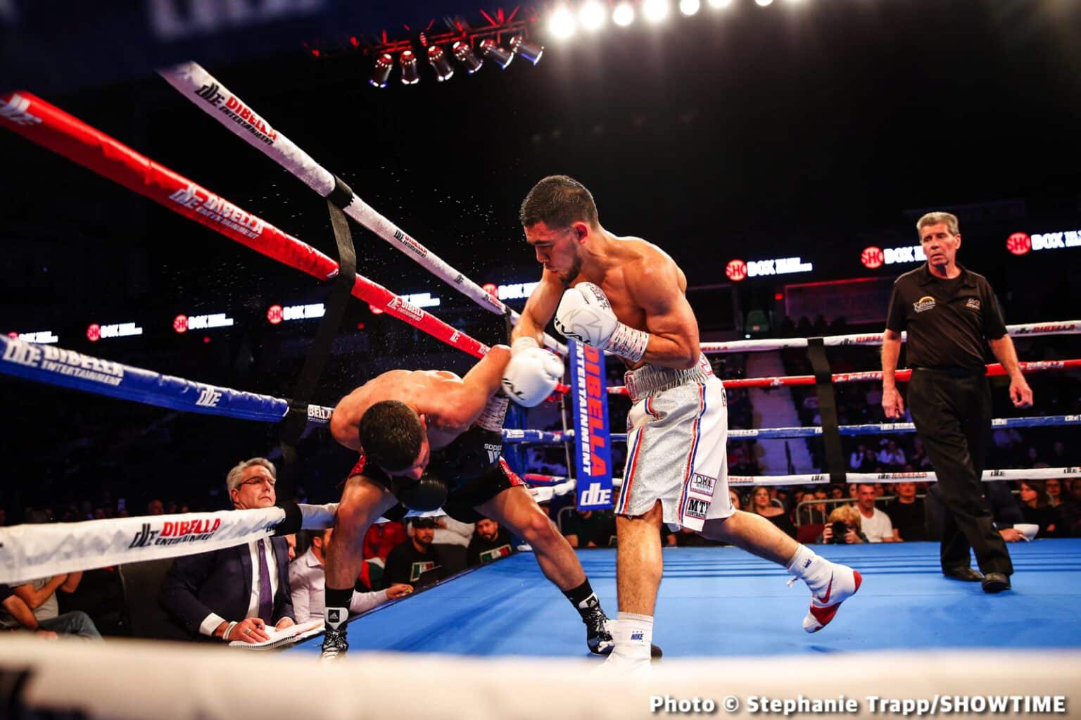Ardreal Holmes Jr Boxes Past Game Ismael Villarreal - Boxing Results