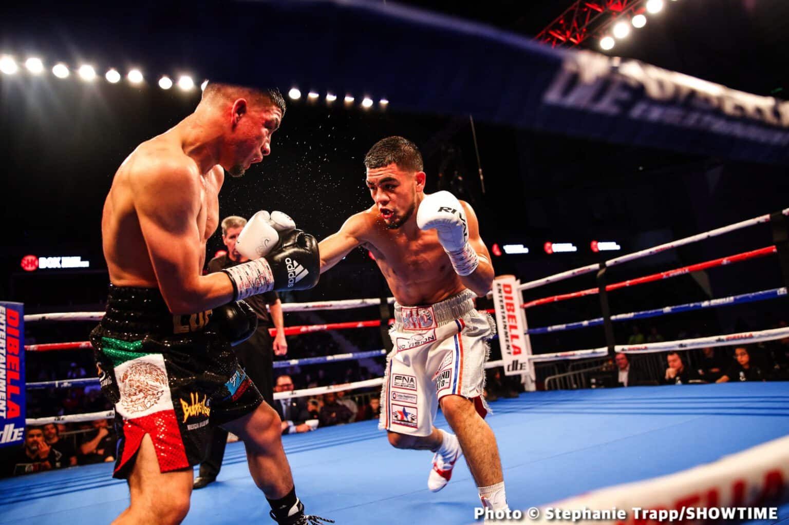 Ardreal Holmes Jr Boxes Past Game Ismael Villarreal - Boxing Results