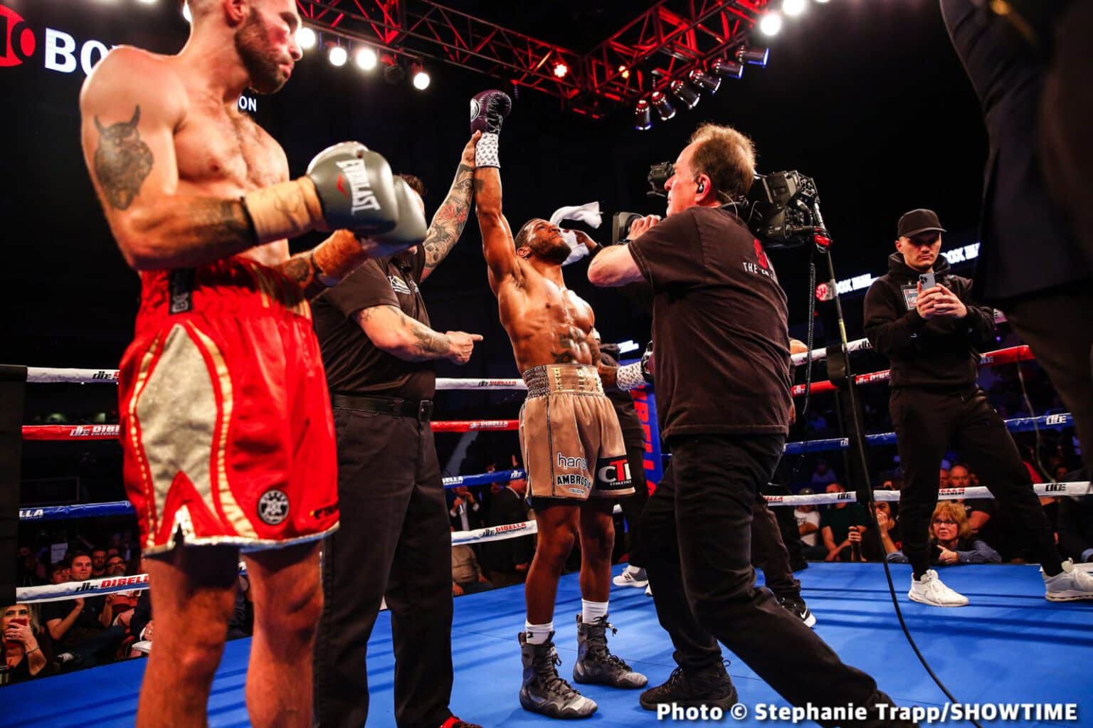Ardreal Holmes Jr Boxes Past Game Ismael Villarreal - Boxing Results