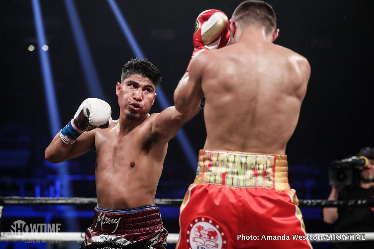 Results: Mikey Garcia beats Sergey Lipinets