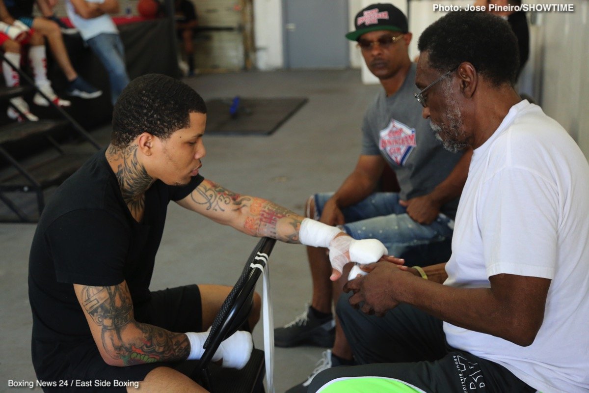 Floyd Mayweather appears to announce Gervonta Davis-Abner Mares fight – another win ...1200 x 800