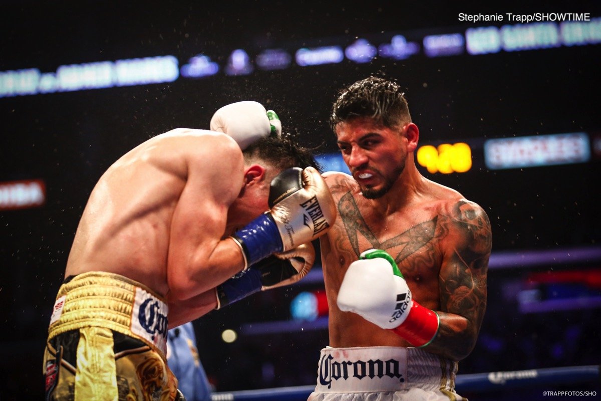 Results: Leo Santa Cruz decisions Abner Mares