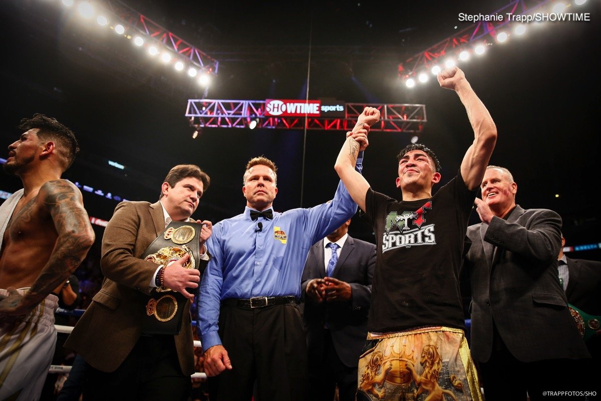 Results: Leo Santa Cruz decisions Abner Mares