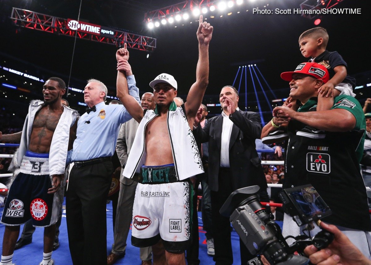 RESULTS: Mikey Garcia beats Easter, unifies WBC, IBF lightweight titles