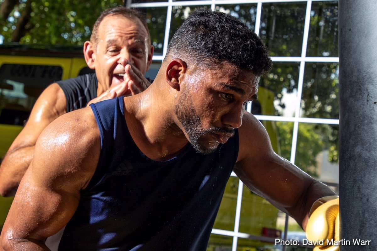 Yuriorkis Gamboa vs Miguel Beltran - Weigh-In Results