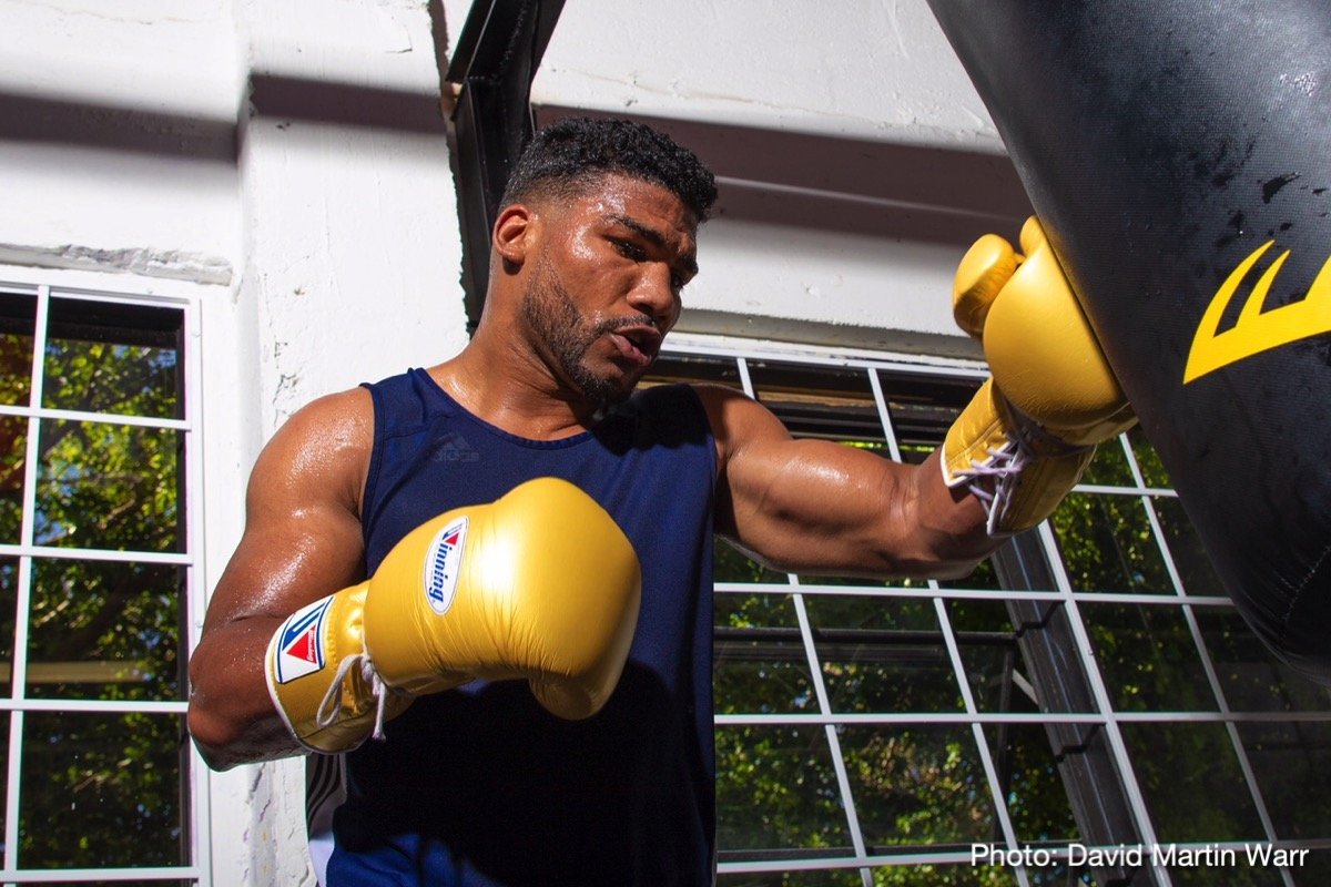 Yuriorkis Gamboa vs Miguel Beltran - Weigh-In Results