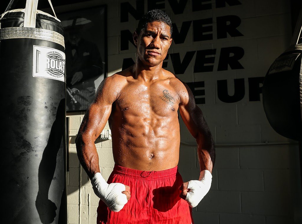 Berchelt vs. Roman undercard: Marriaga battles Estrella on Nov.3